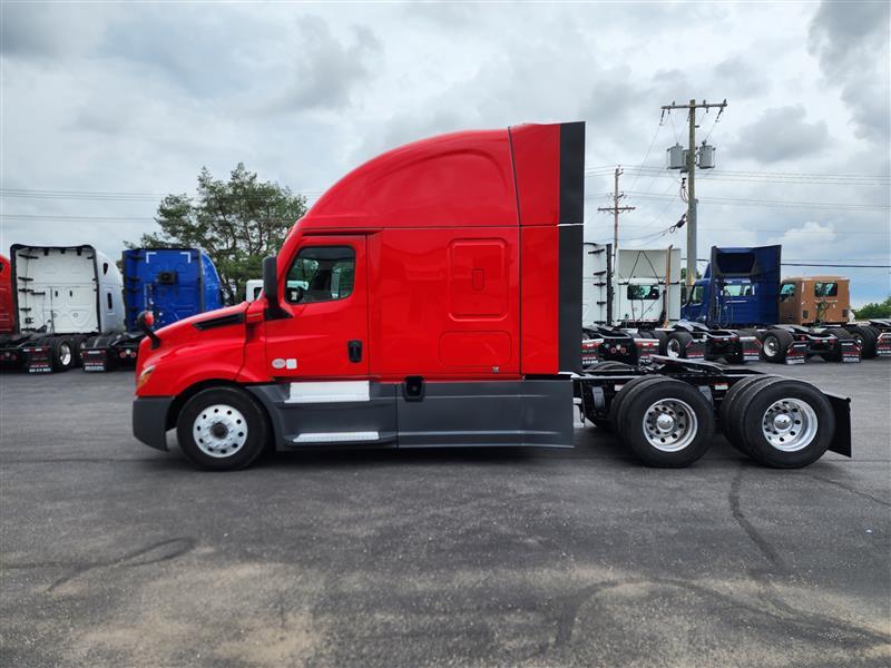 2022 Freightliner Cascadia