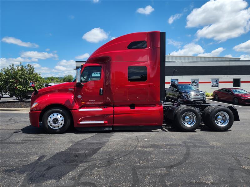 2022 International LT625