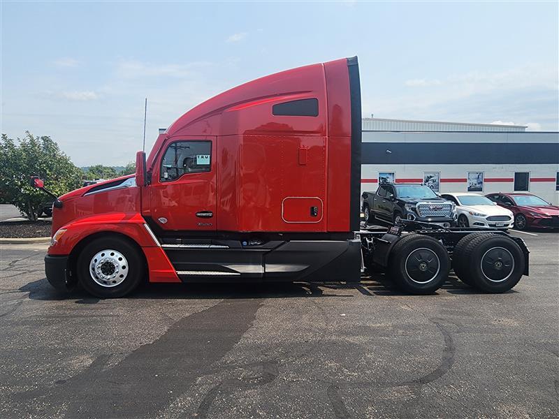2023 Kenworth T680