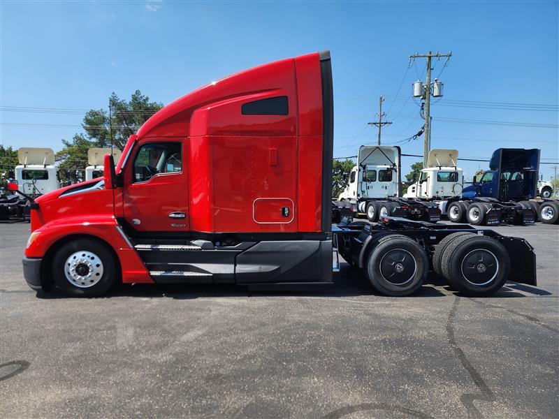 2023 Kenworth T680