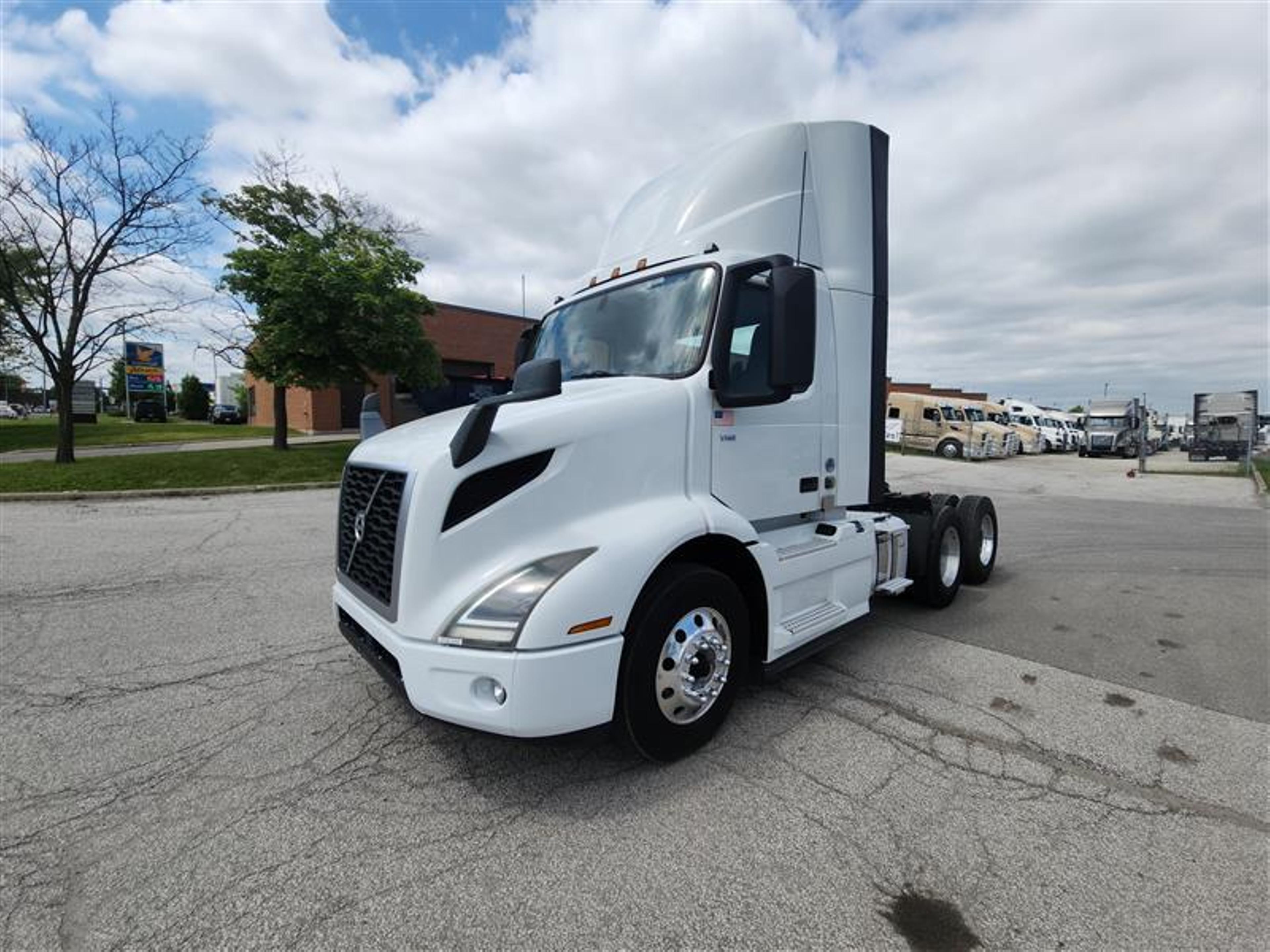 2019 Volvo VNR 300