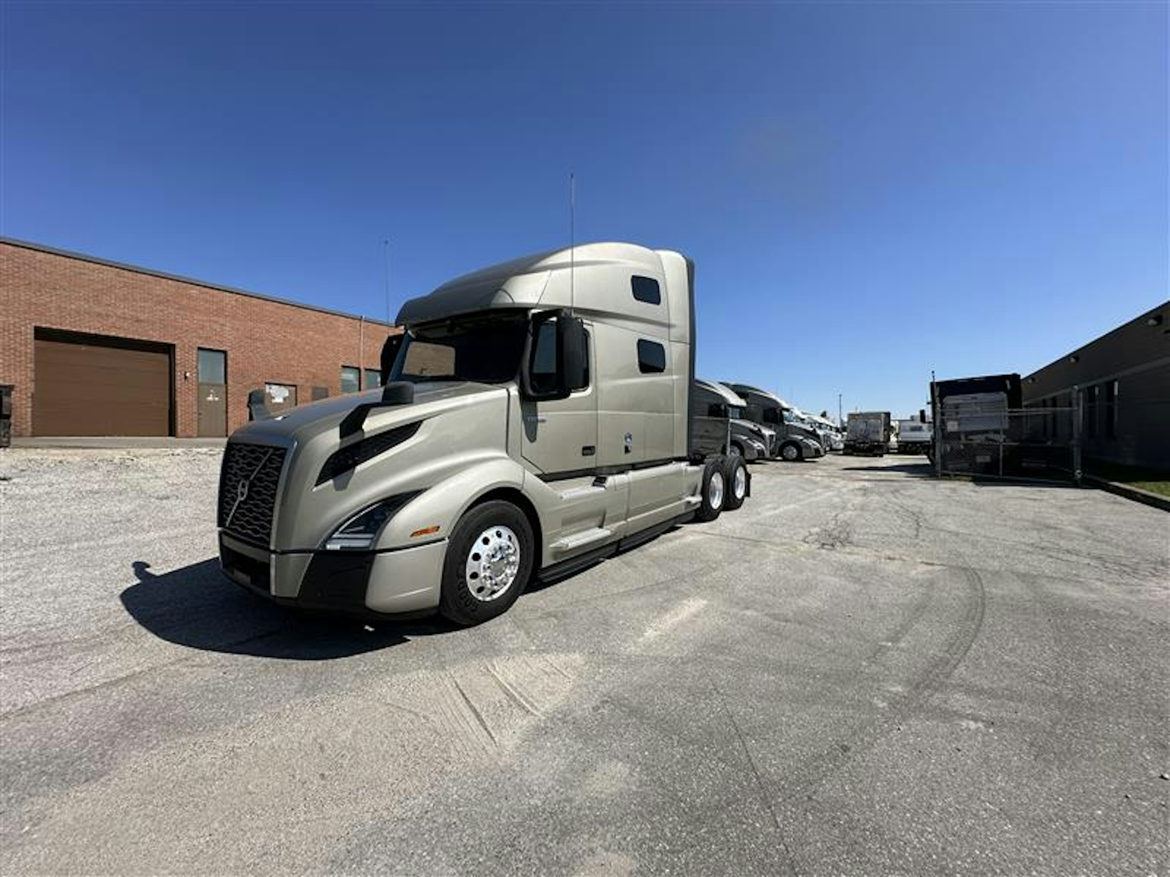 2021 Volvo VNL 760