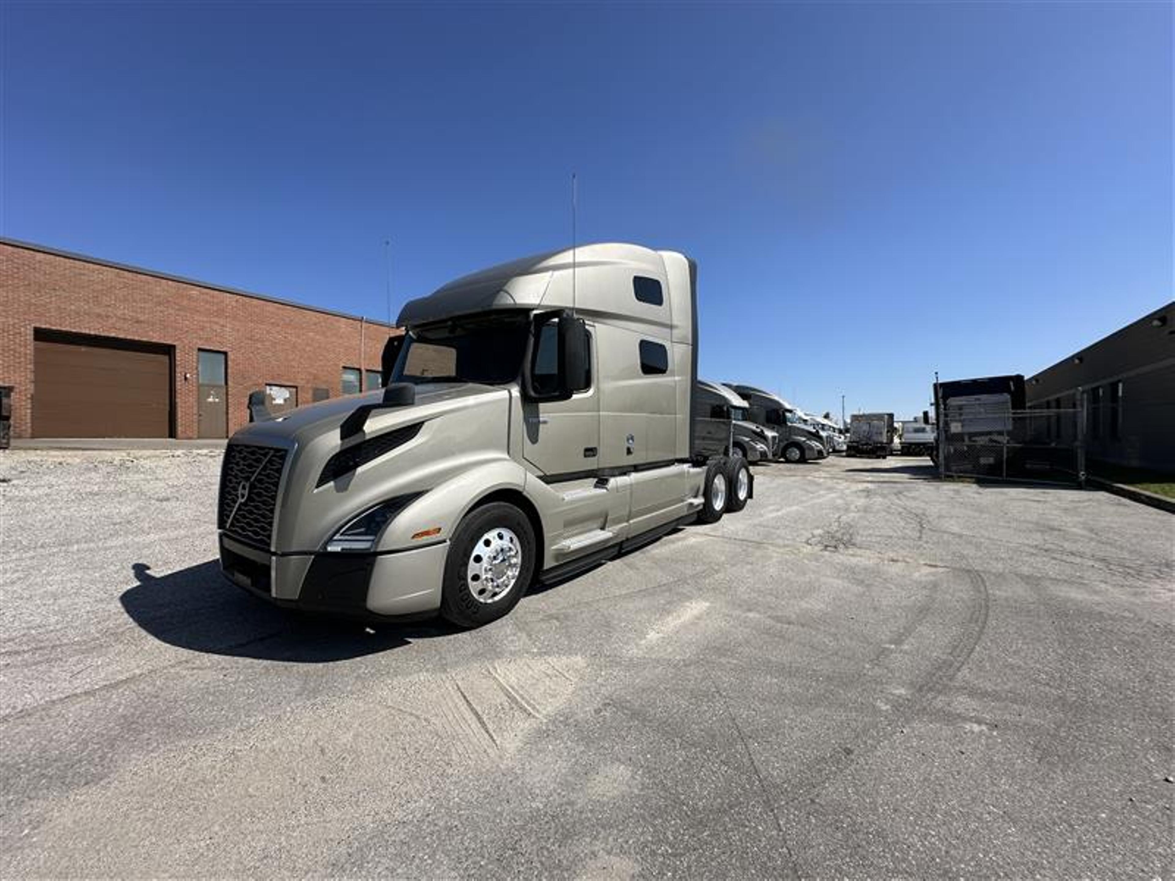 2021 Volvo VNL 760