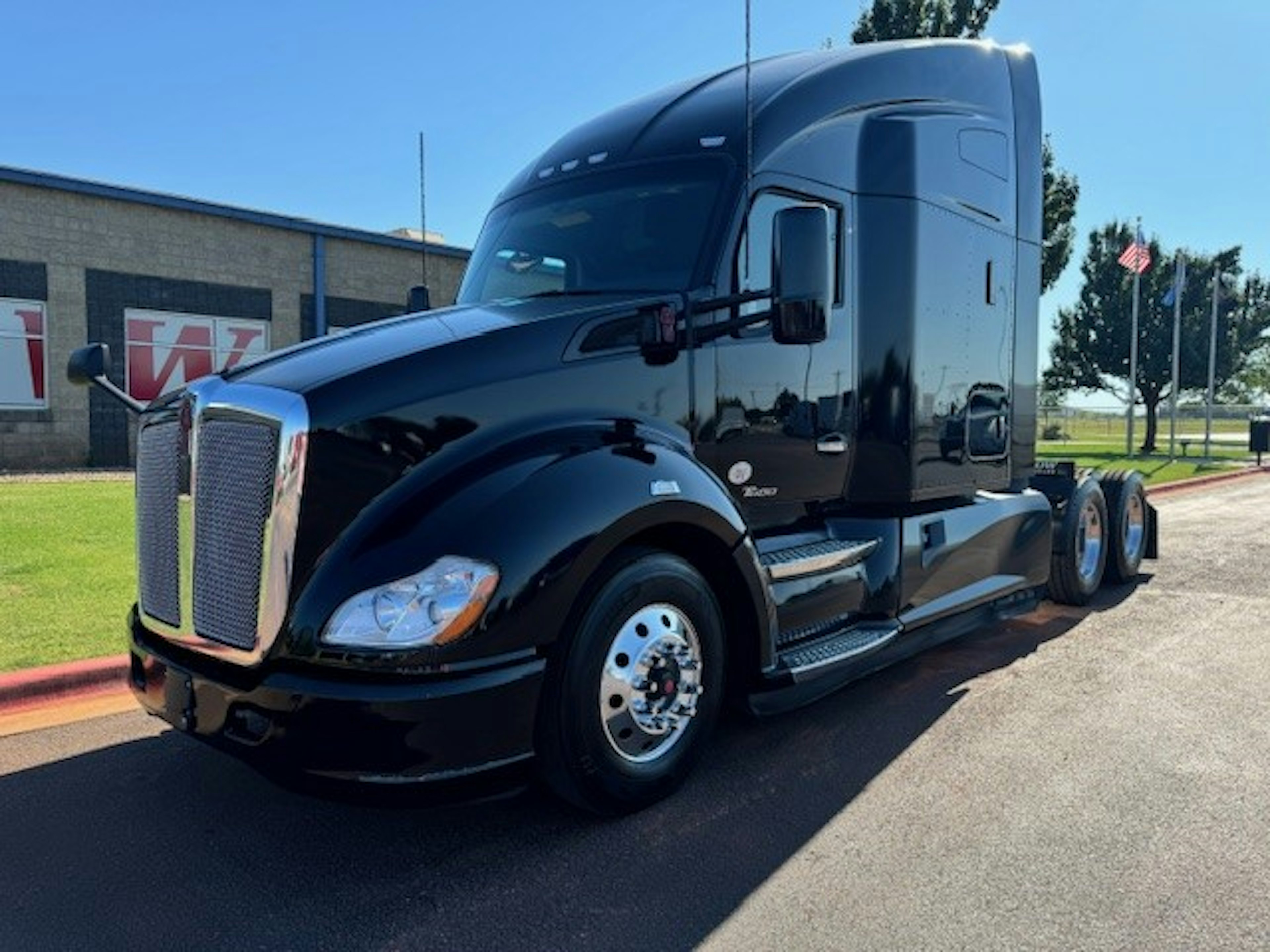 2022 Kenworth T680