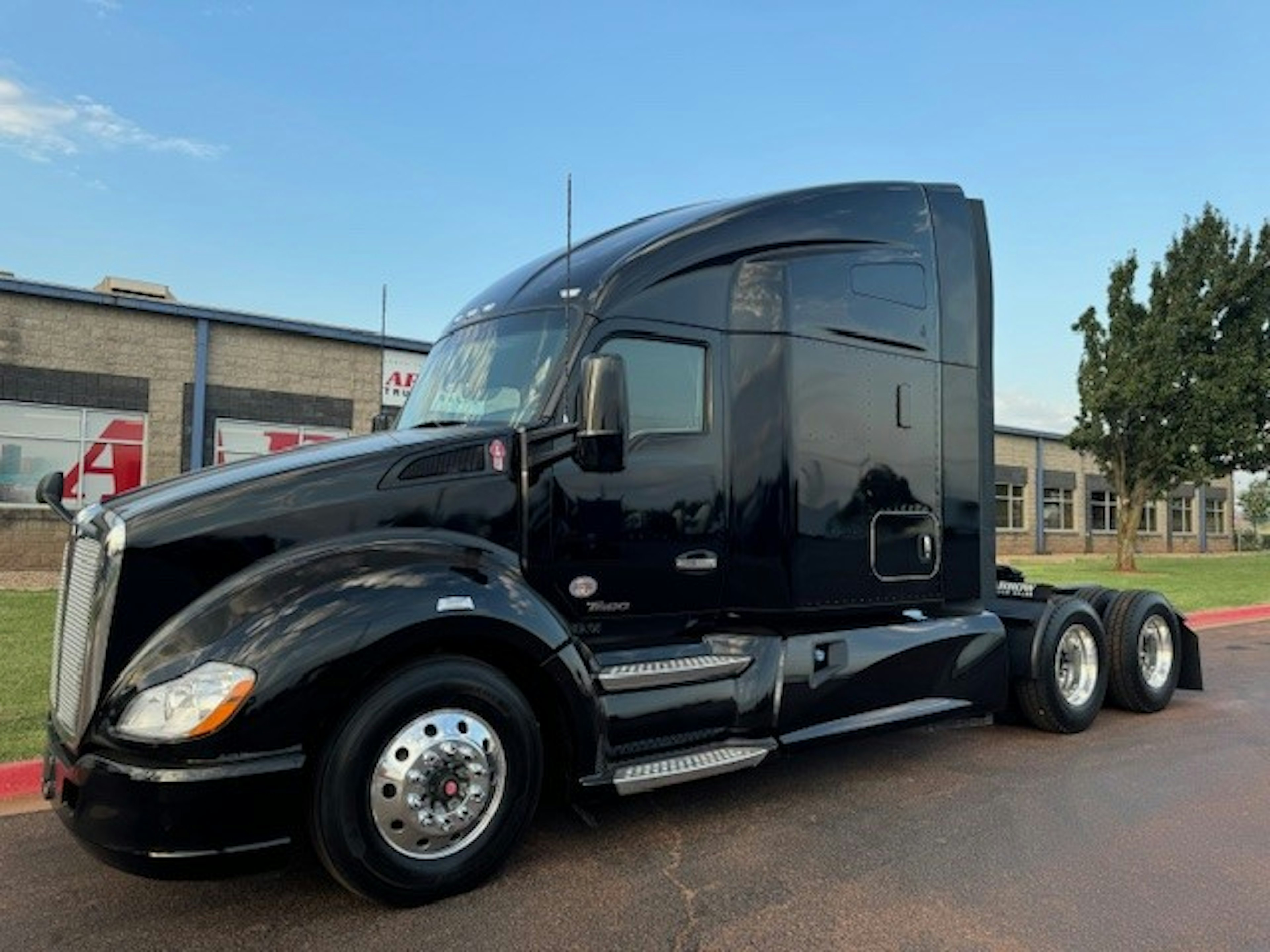 2021 Kenworth T680