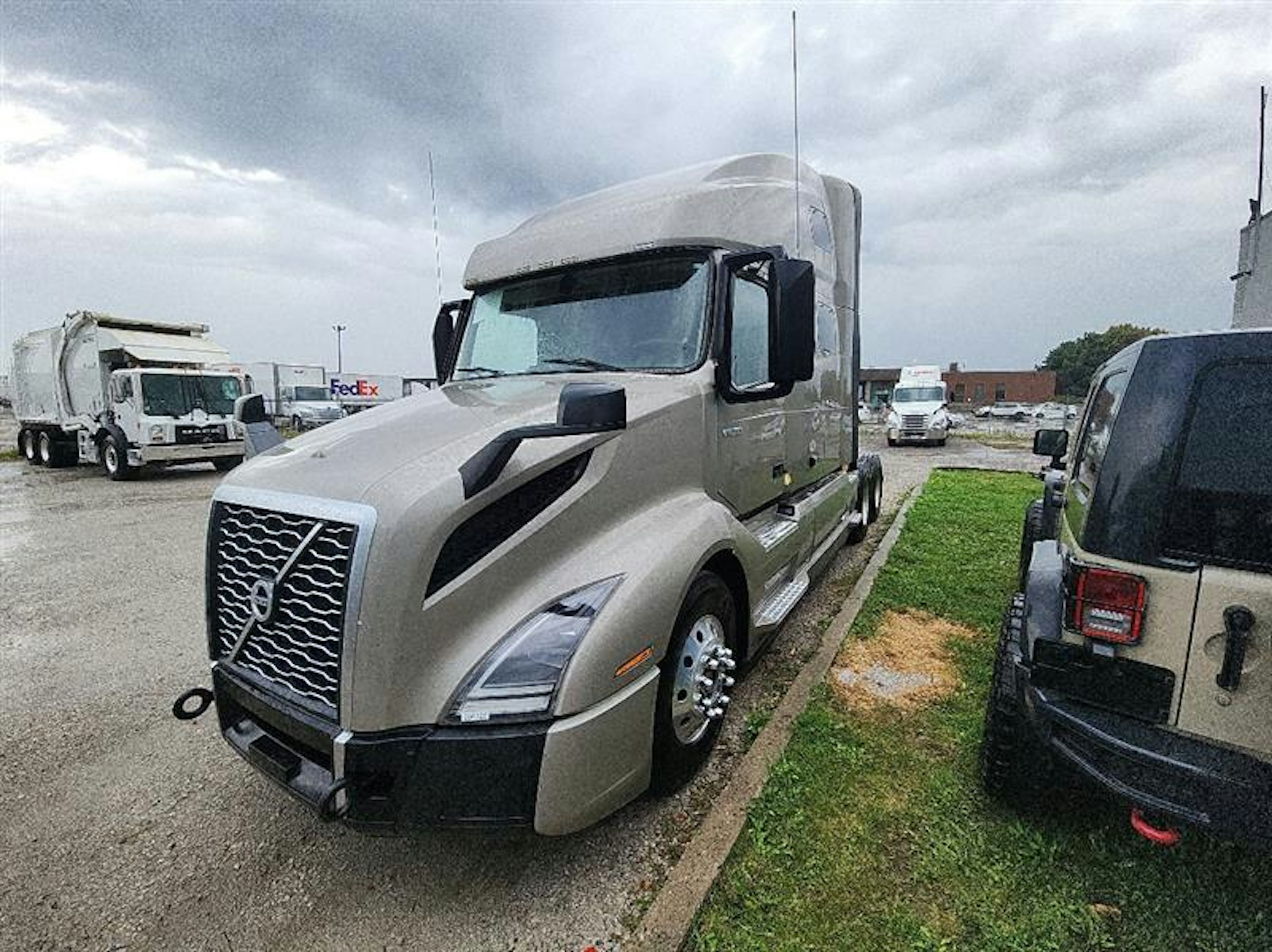 2021 Volvo VNL 760