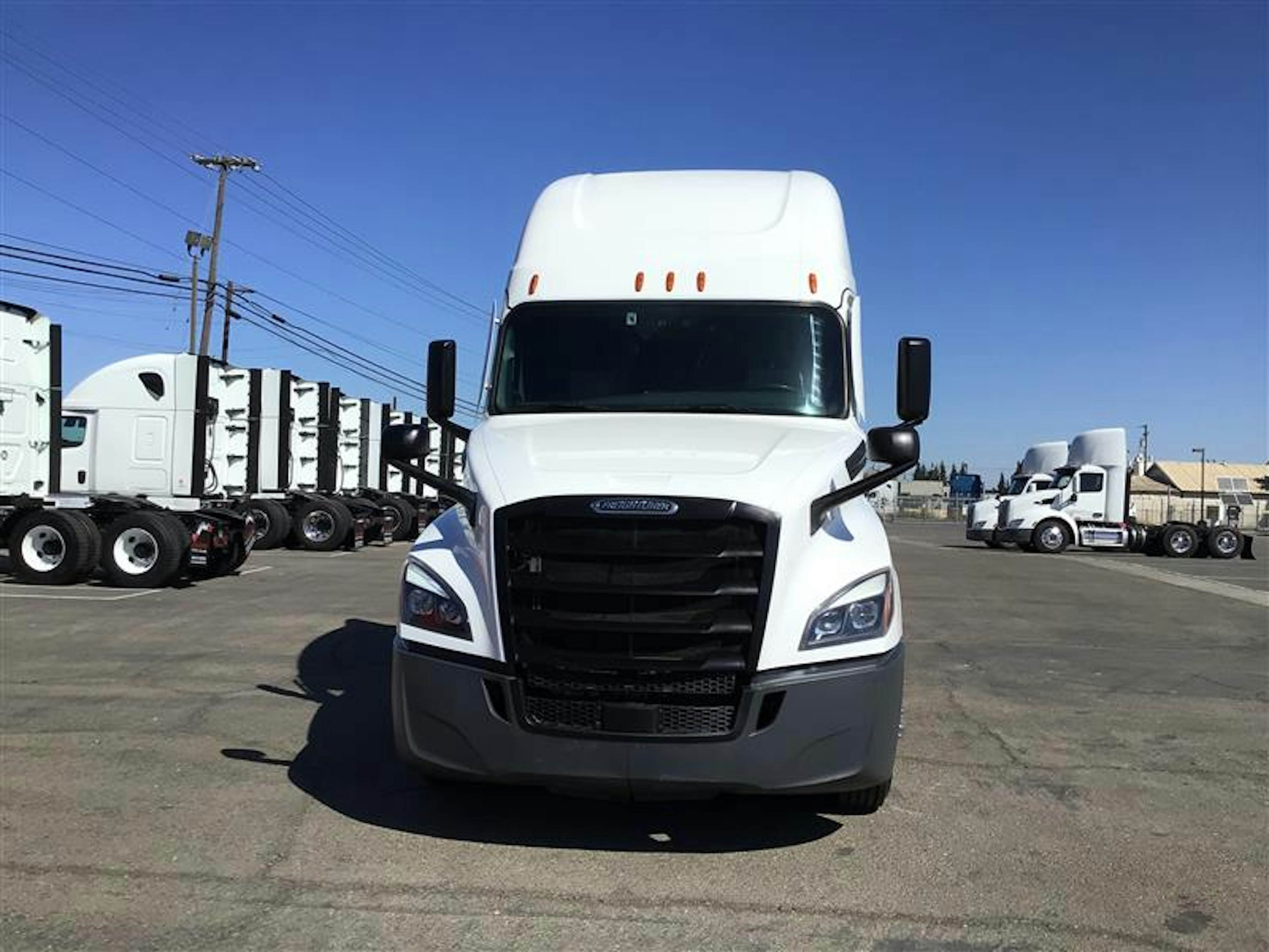 2021 Freightliner Cascadia