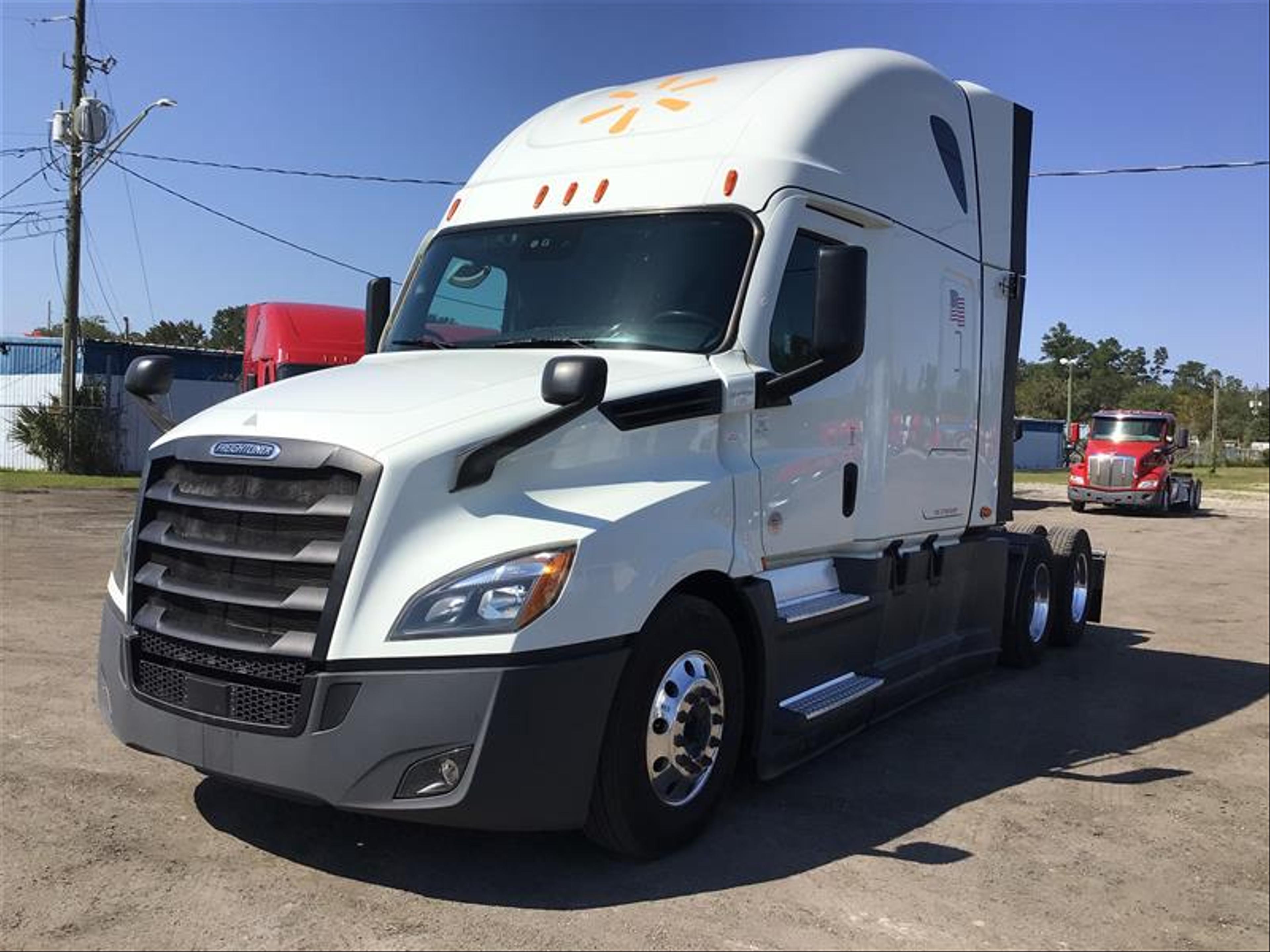 2020 Freightliner Cascadia