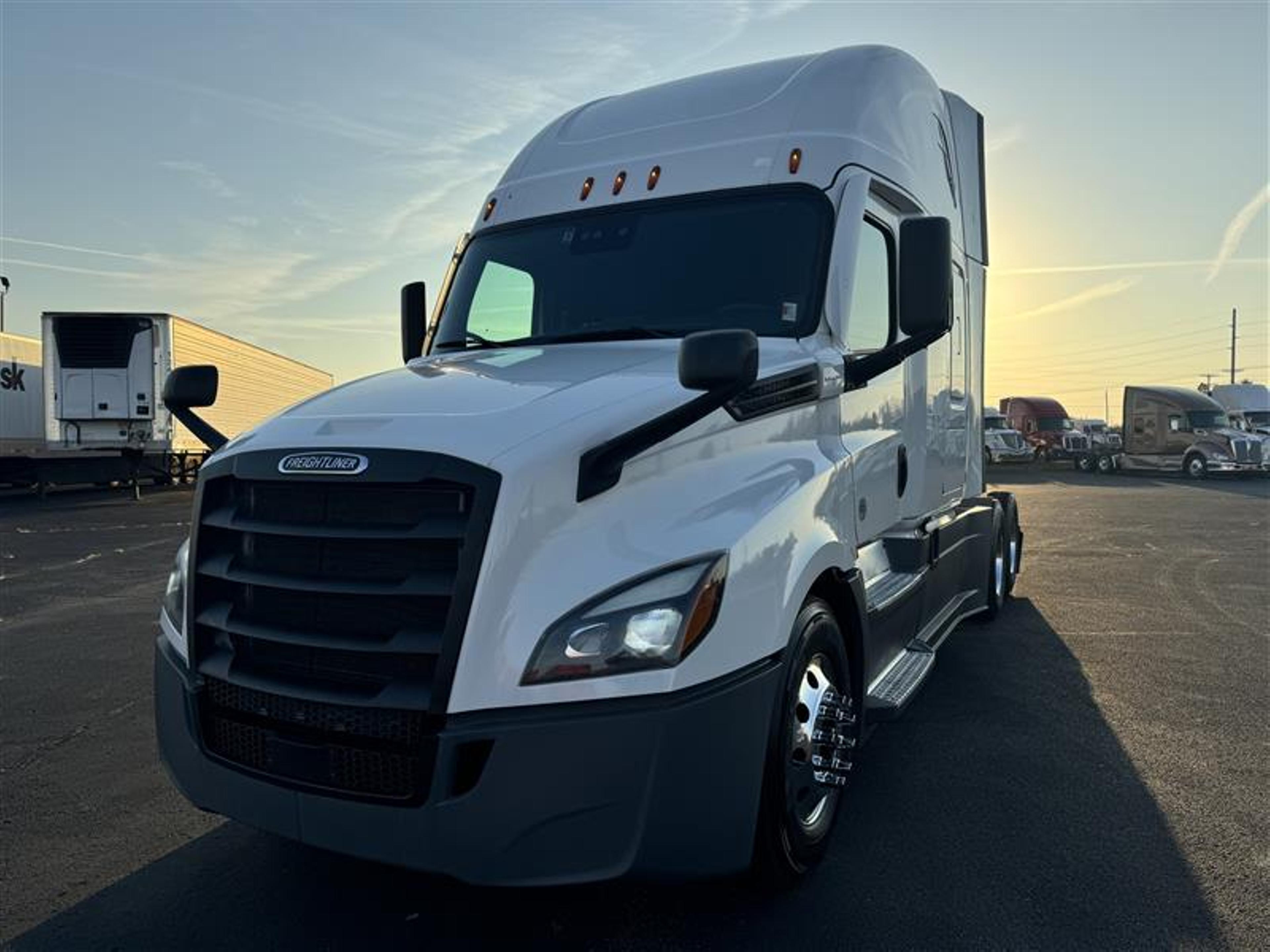 2021 Freightliner Cascadia