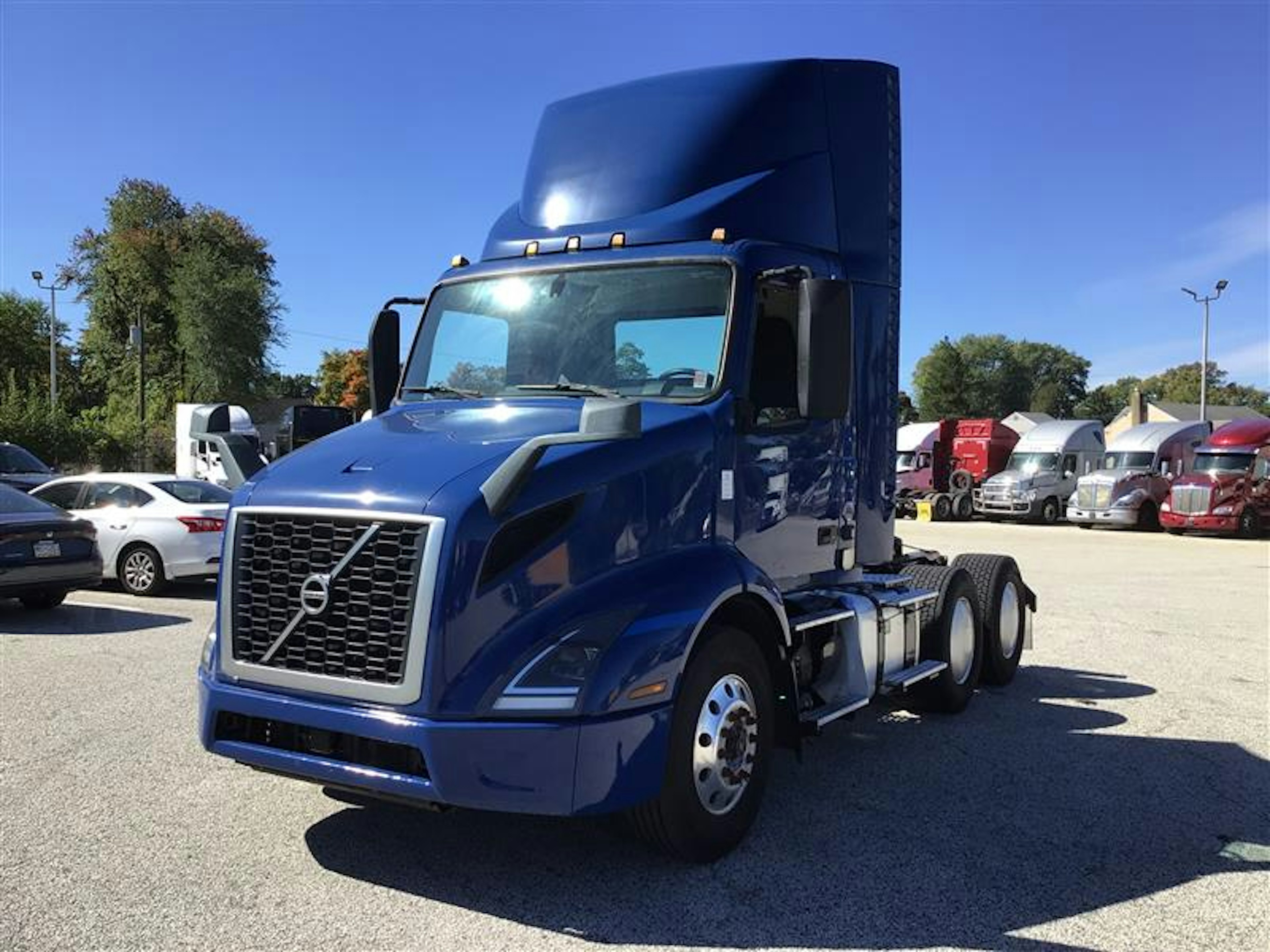 2020 Volvo VNR 300