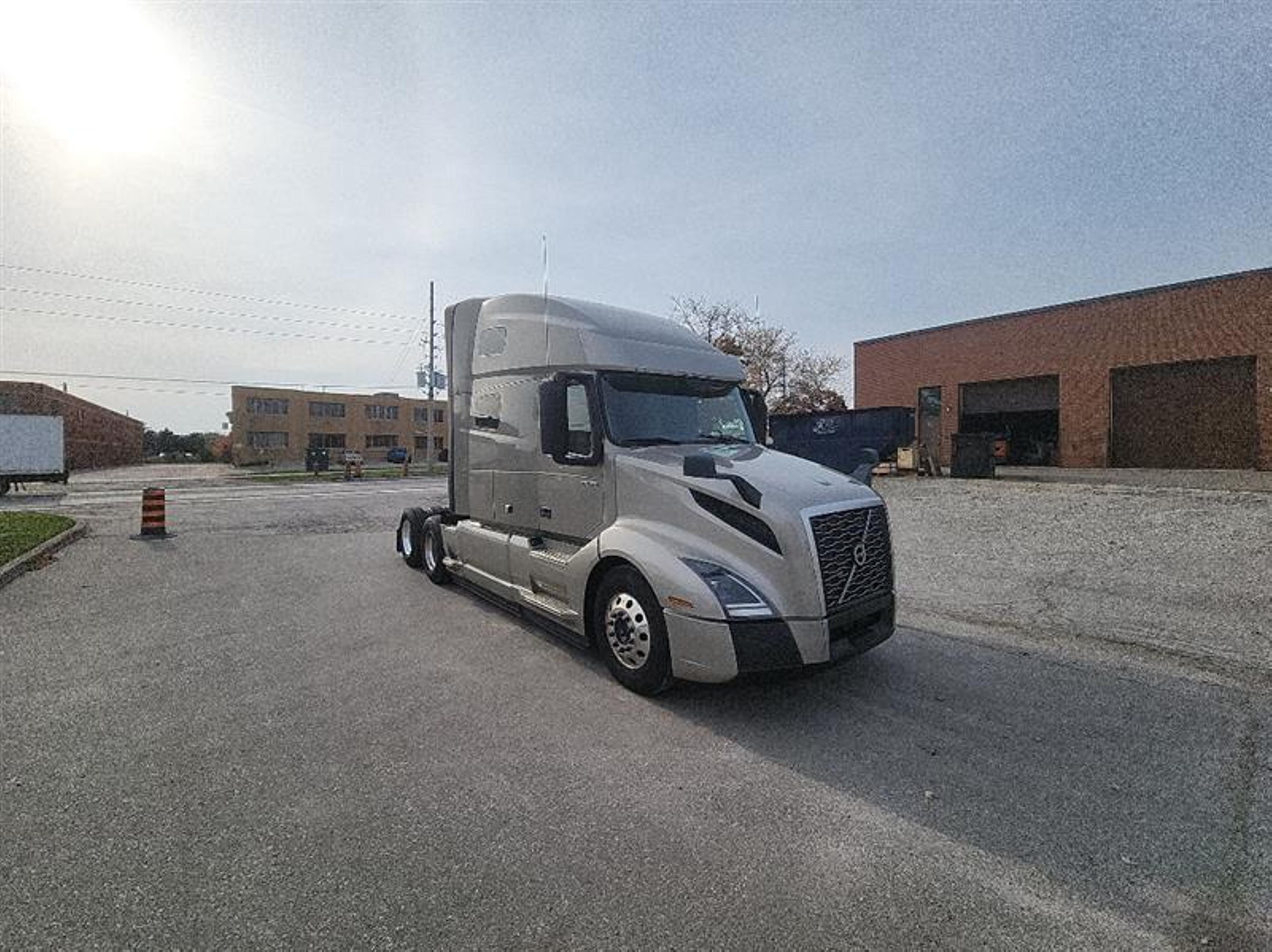 2021 Volvo VNL 760