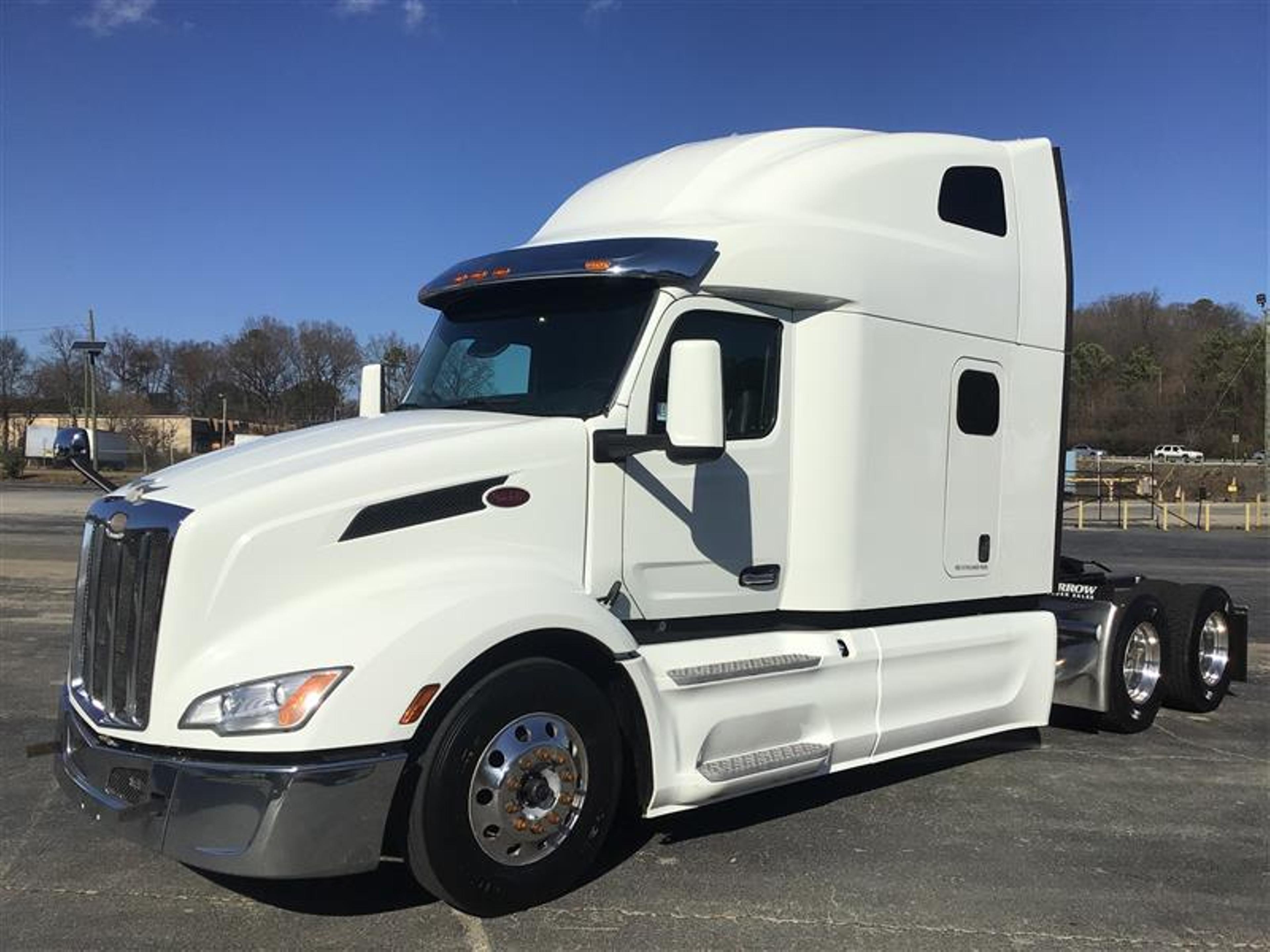 2023 Peterbilt 579