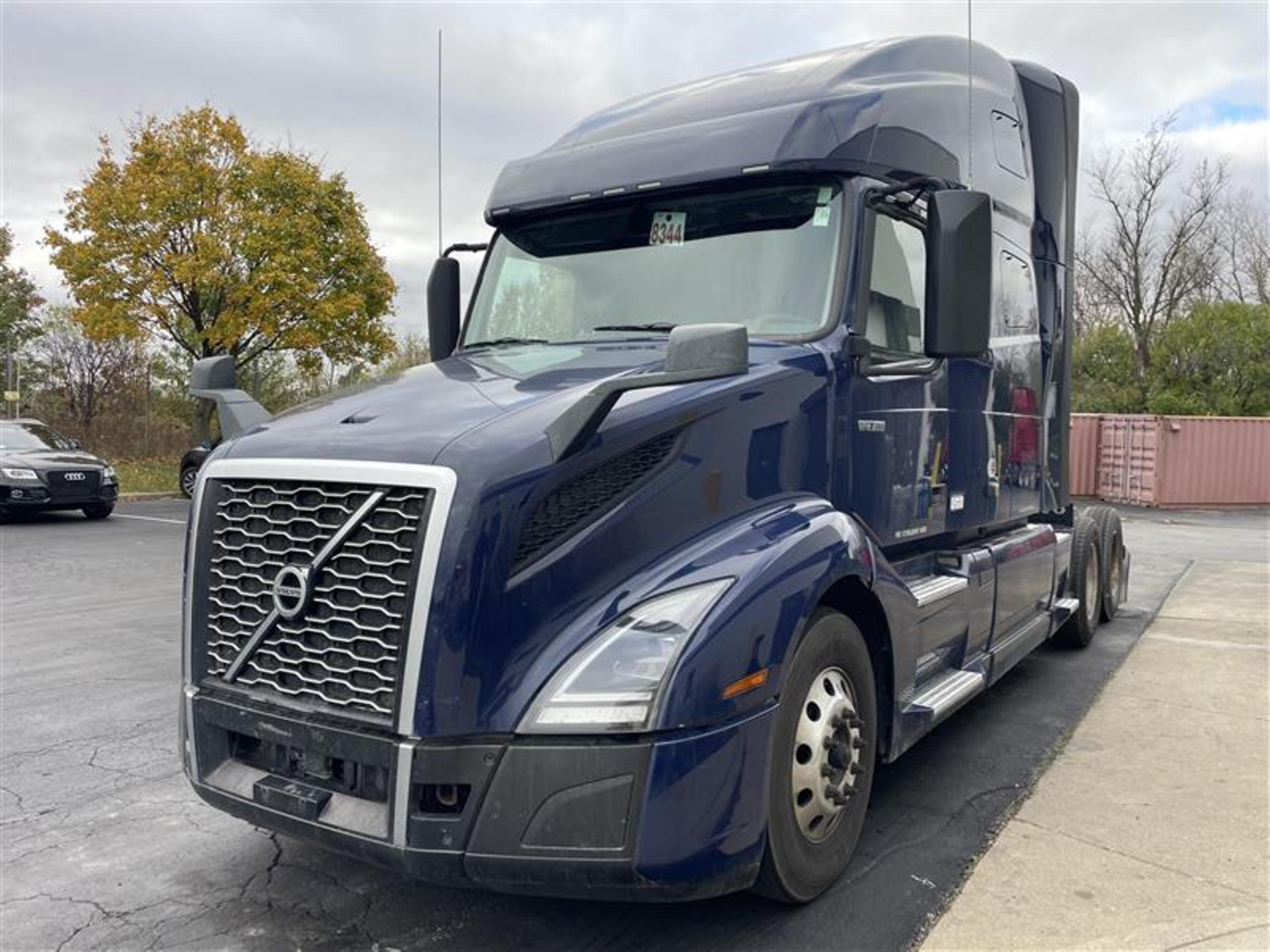 2021 Volvo VNL 760