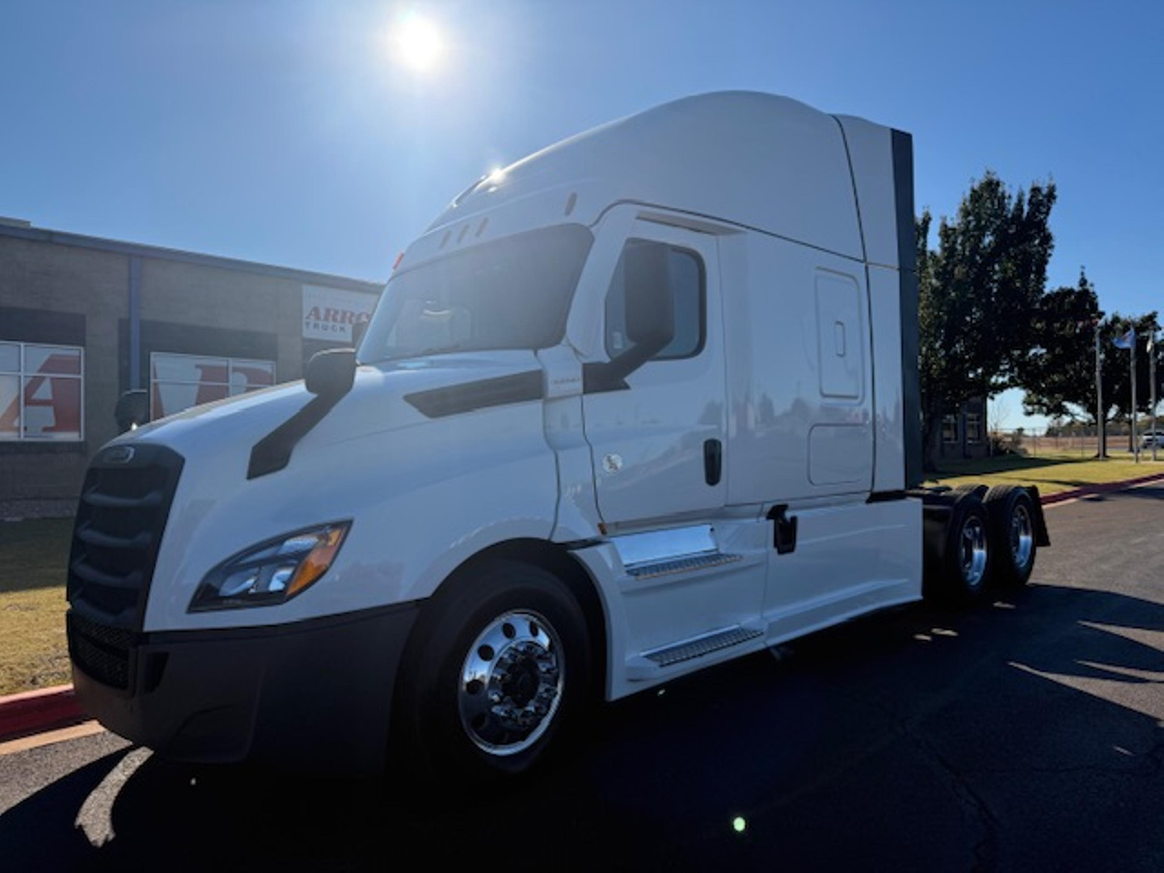 2022 Freightliner Cascadia