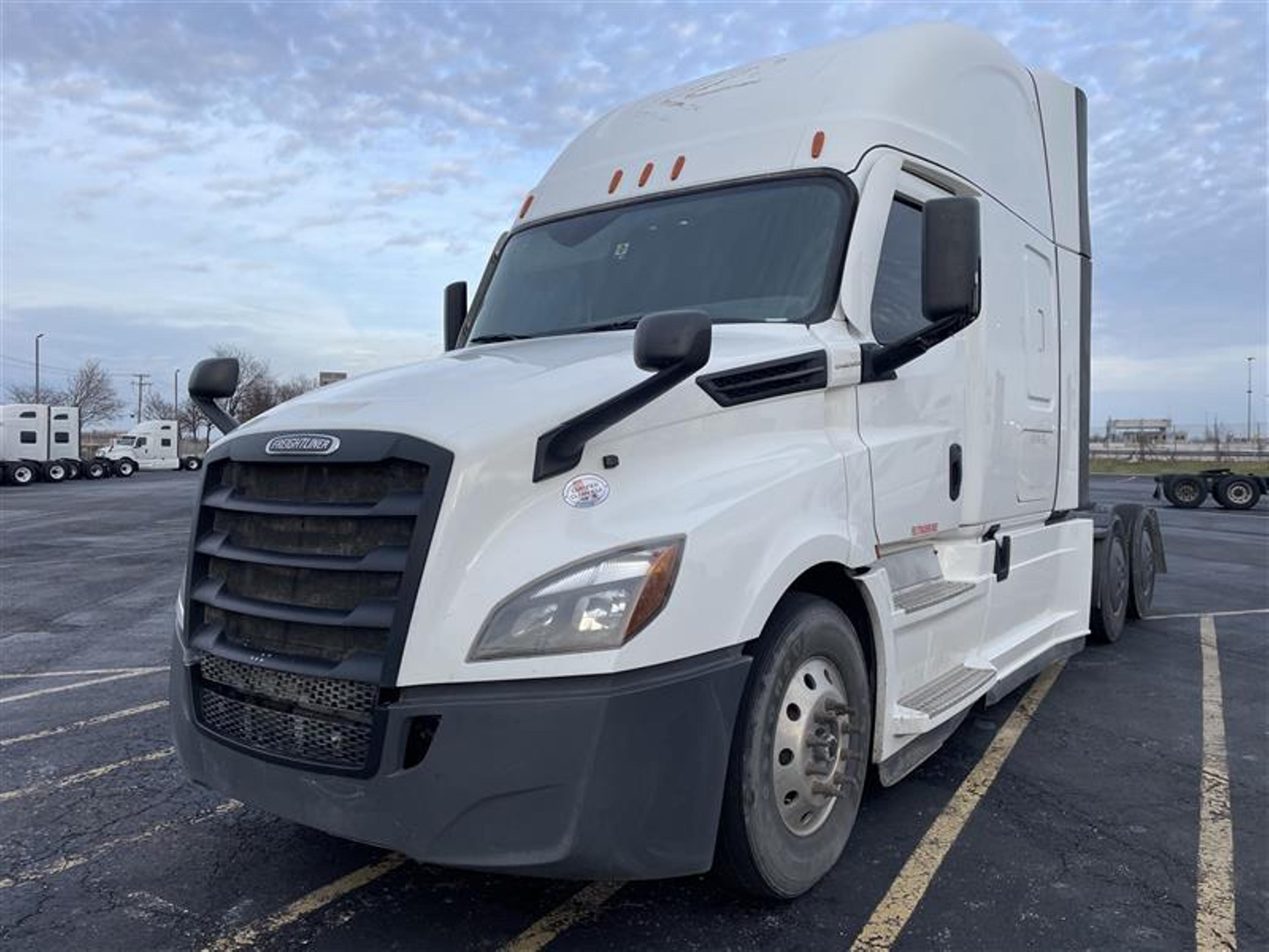 2022 Freightliner Cascadia