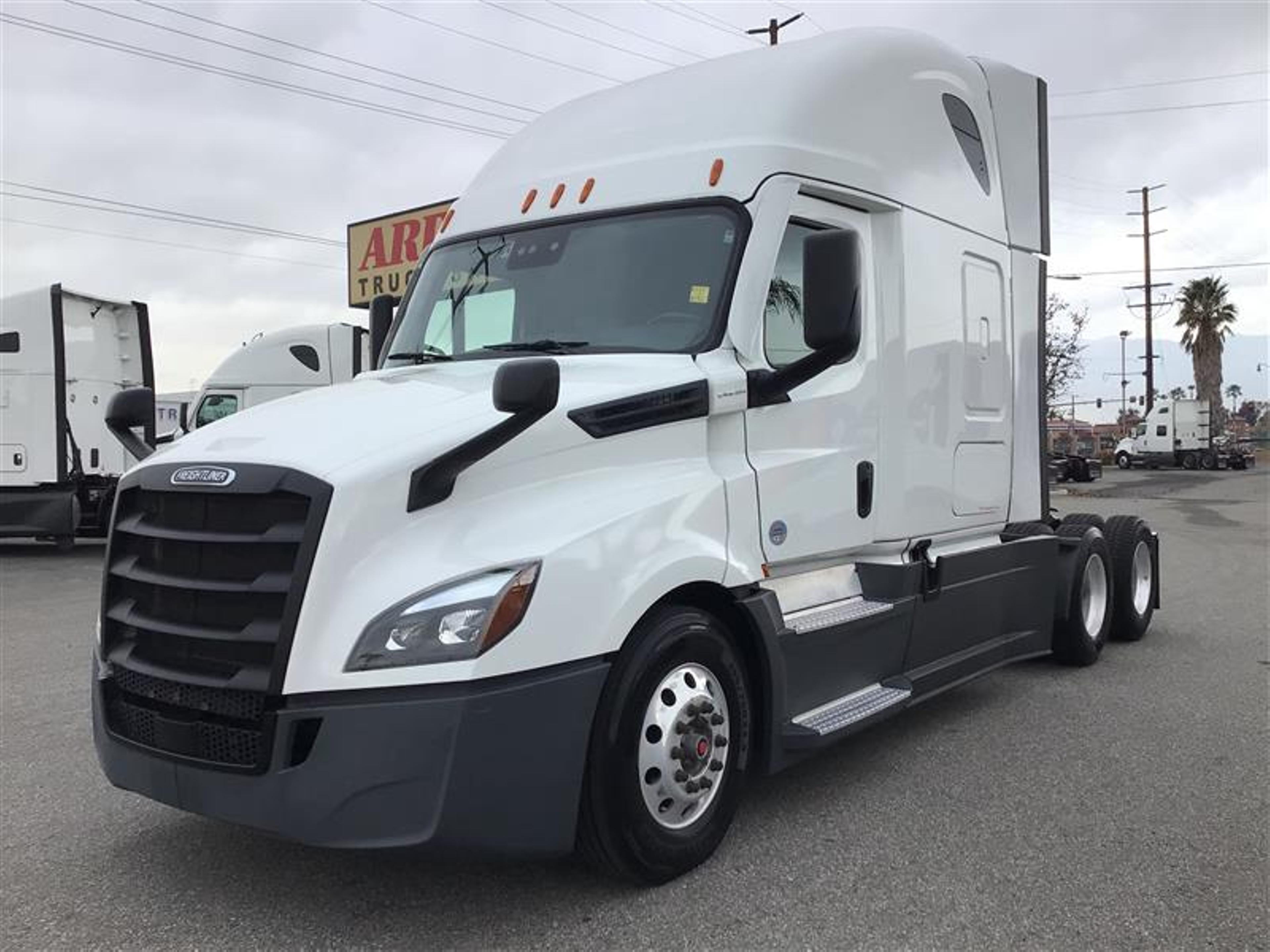 2021 Freightliner Cascadia