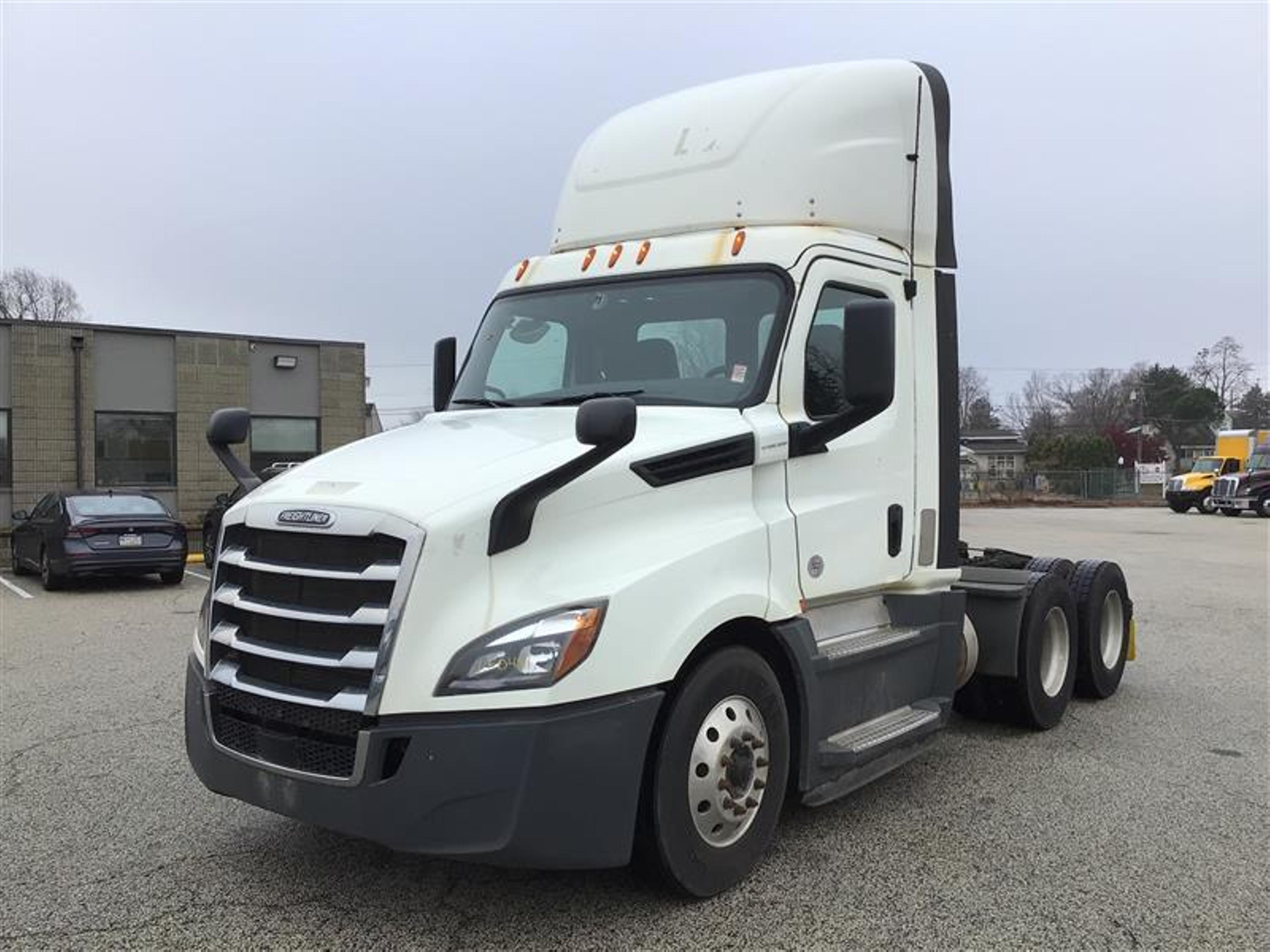 2020 Freightliner Cascadia