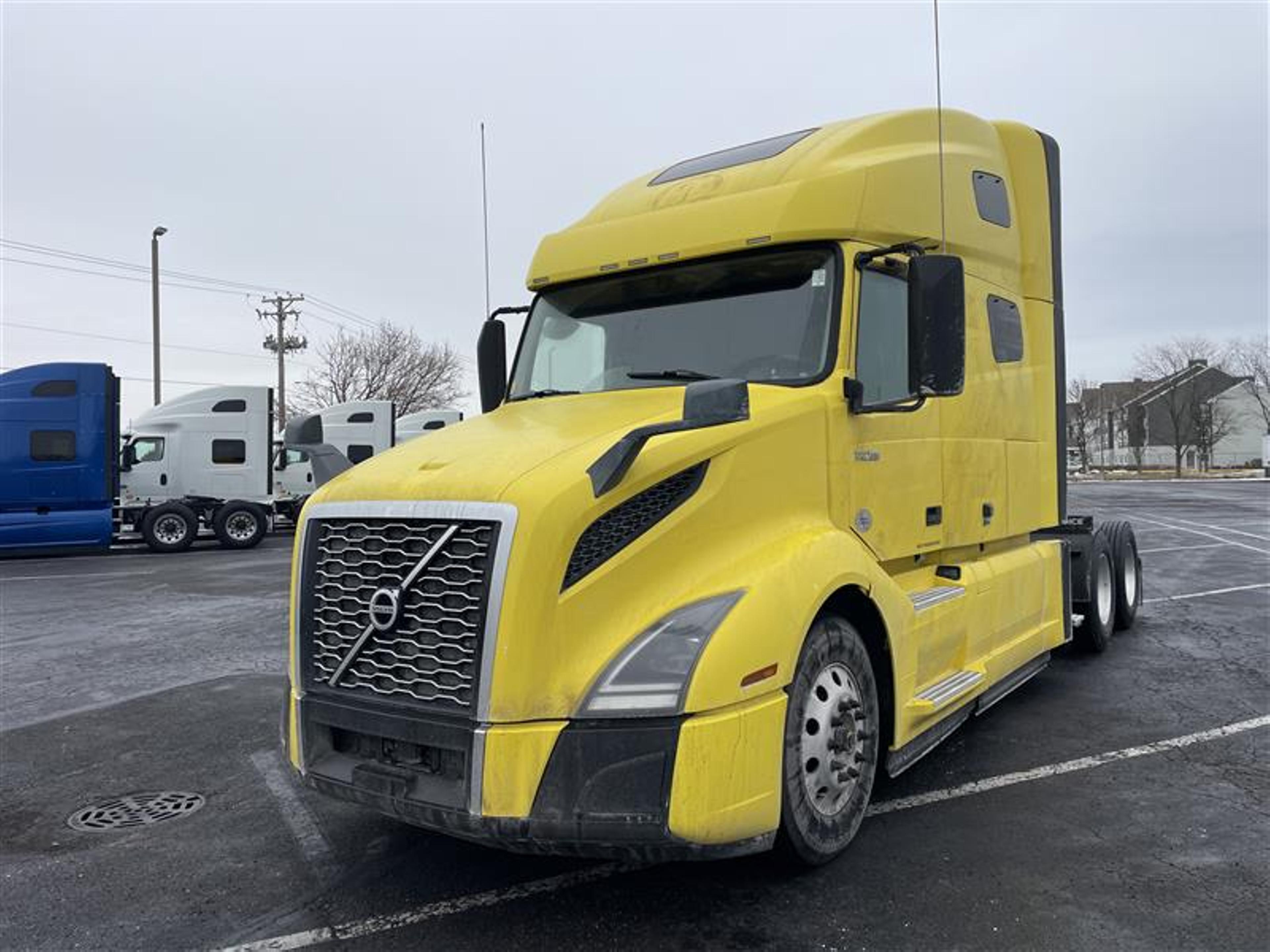 2021 Volvo VNL64T760