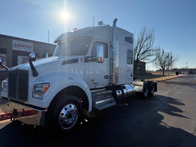 2021 Kenworth T880