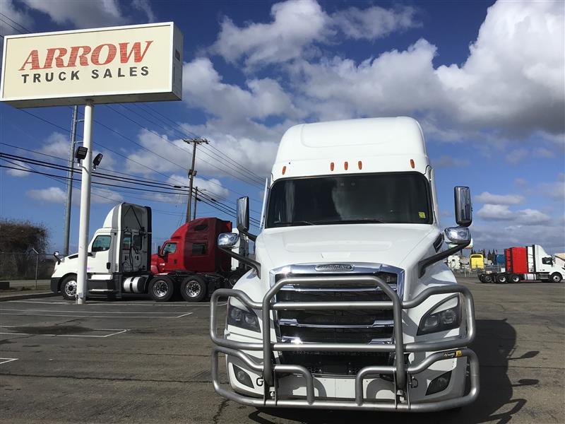 2022 Freightliner Cascadia