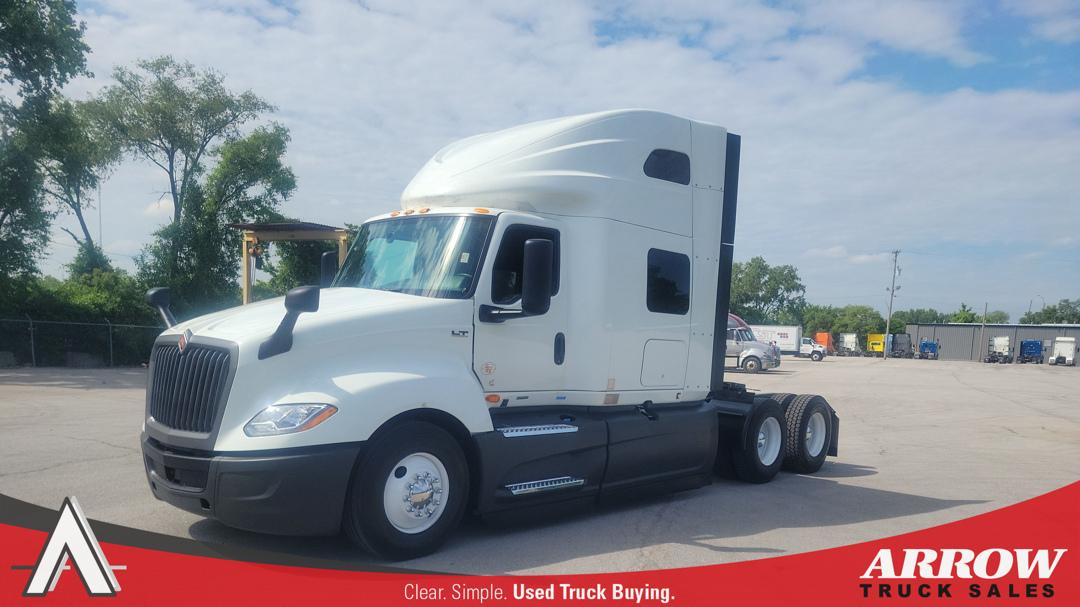 2022 International LT625