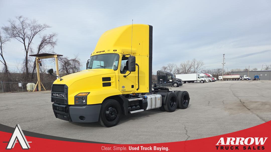 2022 Mack AN64T