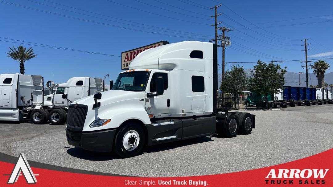 2022 International LT625