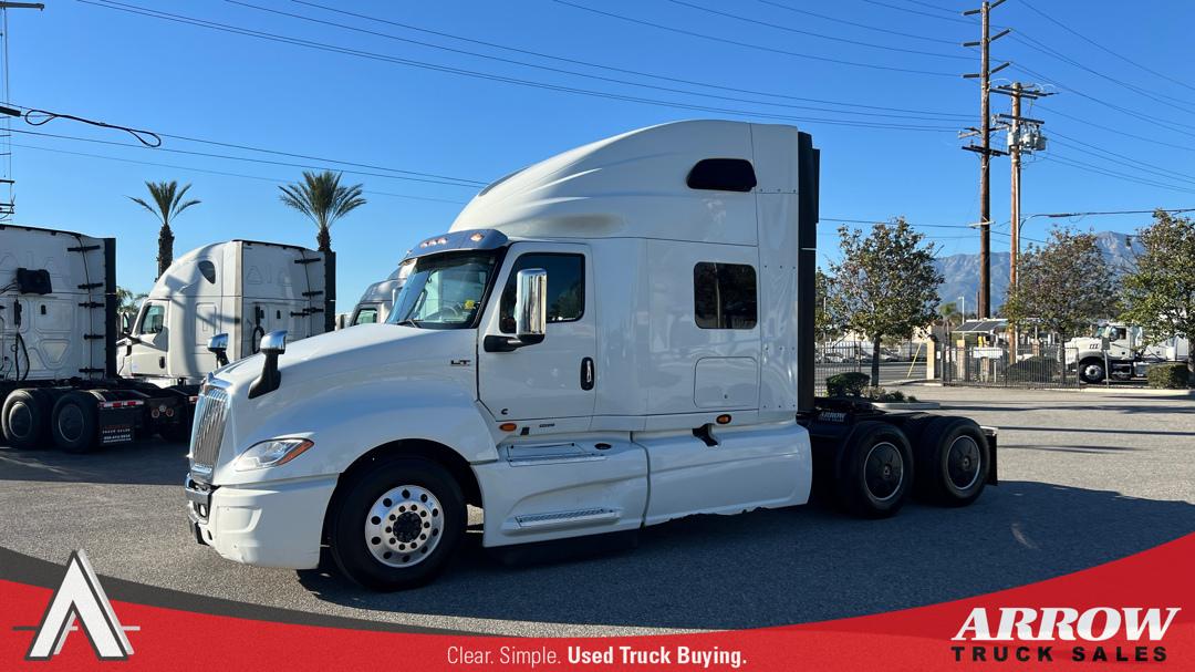 2023 International LT