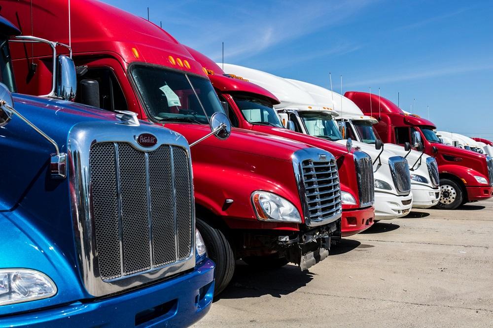 Understanding Spot Rates in Commercial Trucking Cover Image