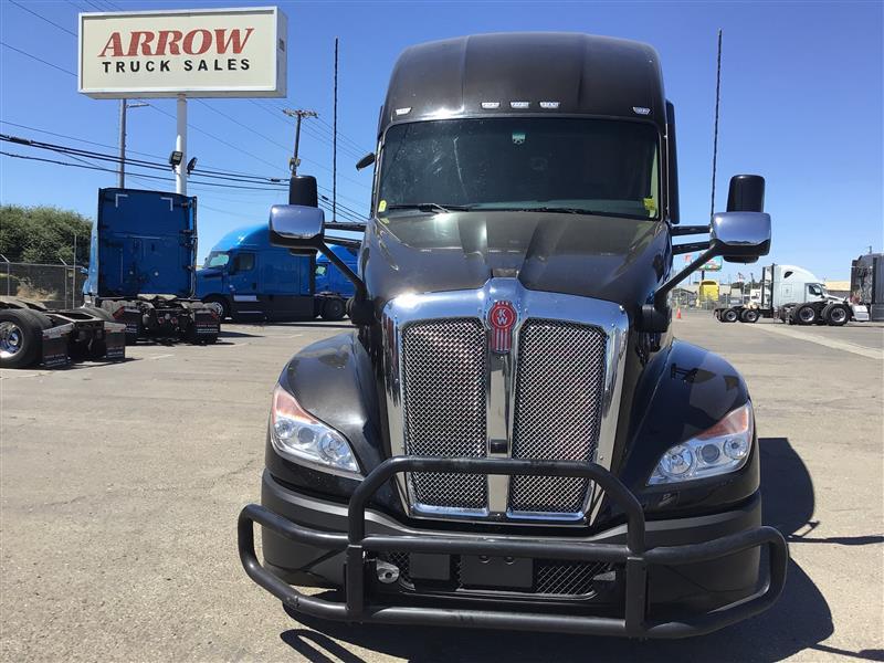 2023 Kenworth T680