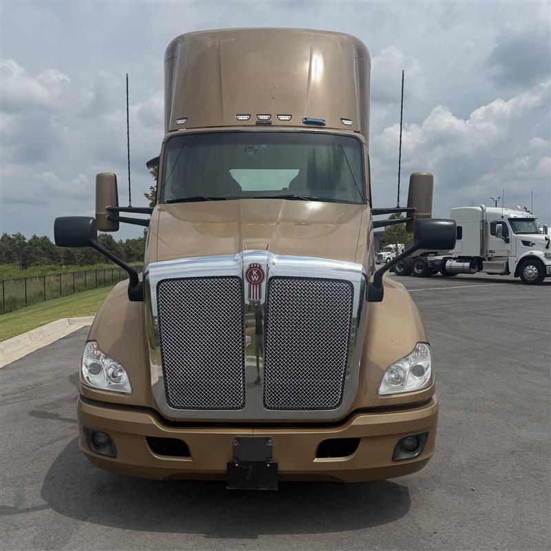 2022 Kenworth T680