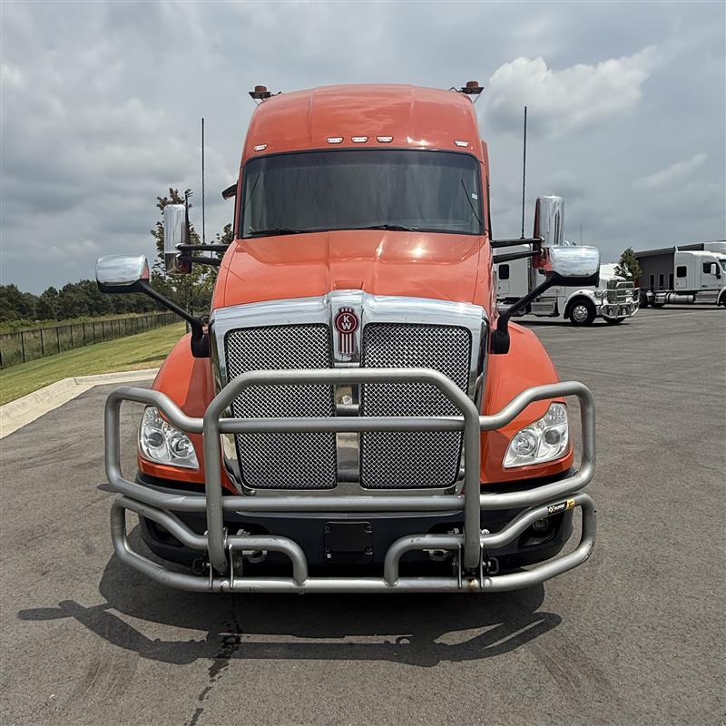 2022 Kenworth T680