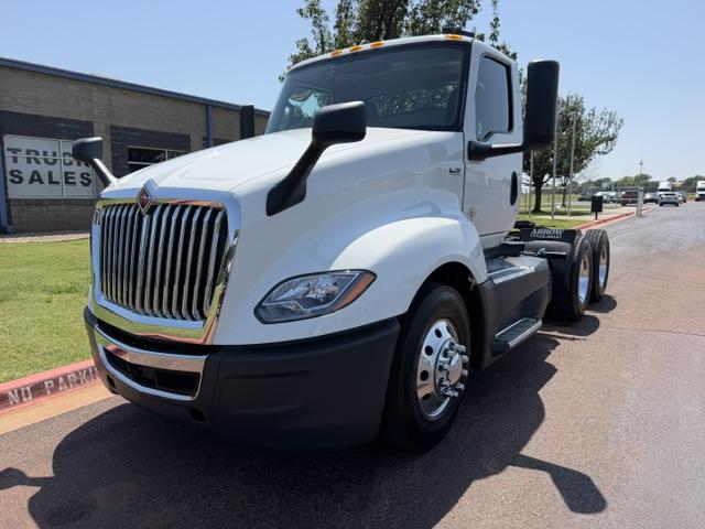 2022 International LT625