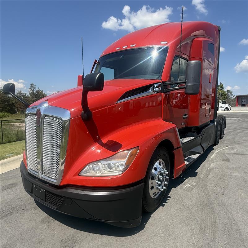 2023 Kenworth T680
