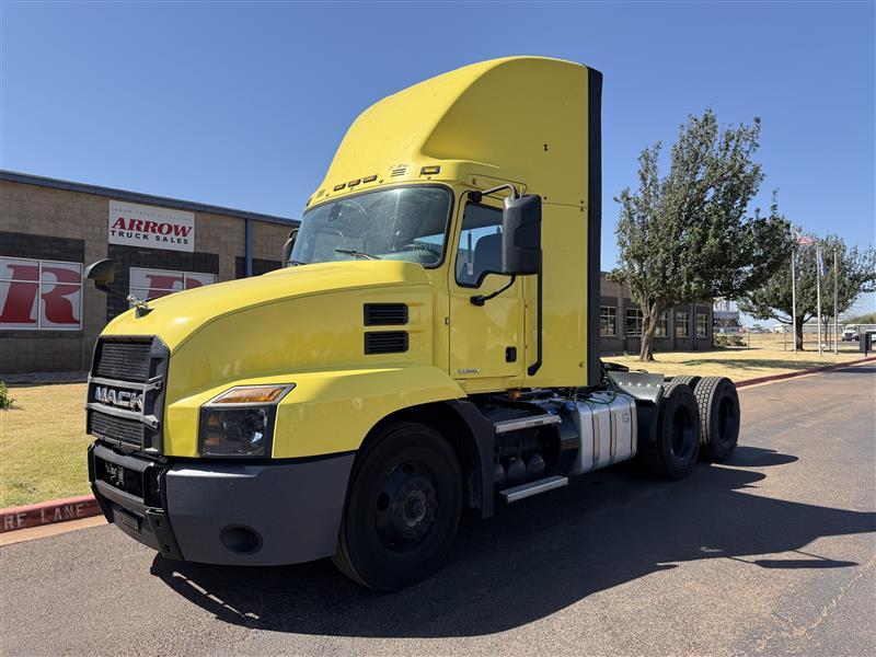 2023 Mack AN64T